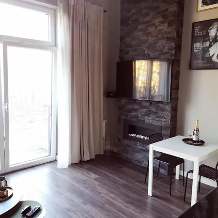 Apartament Przy Sky Tower *