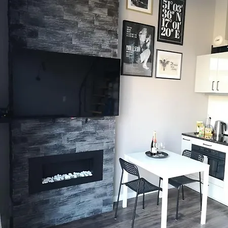 Apartament Przy Sky Tower *
